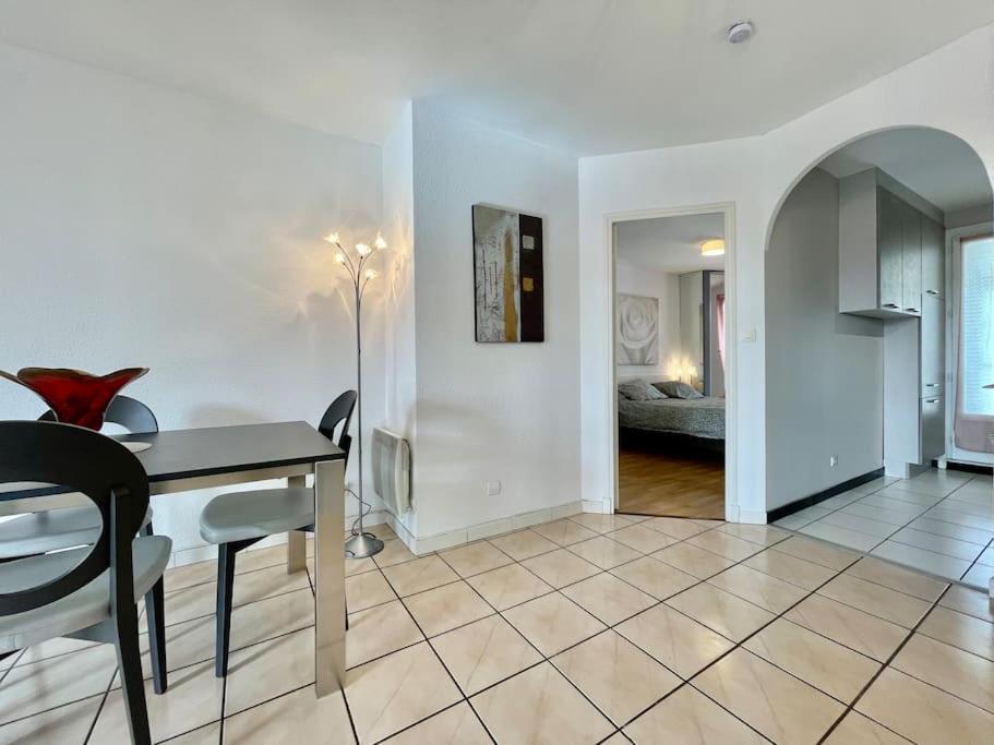 Duplex 70M2 - Vue Cite Medievale - Parking Gratuit Carcassonne Zewnętrze zdjęcie