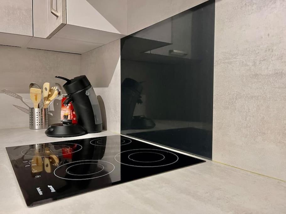 Duplex 70M2 - Vue Cite Medievale - Parking Gratuit Carcassonne Zewnętrze zdjęcie